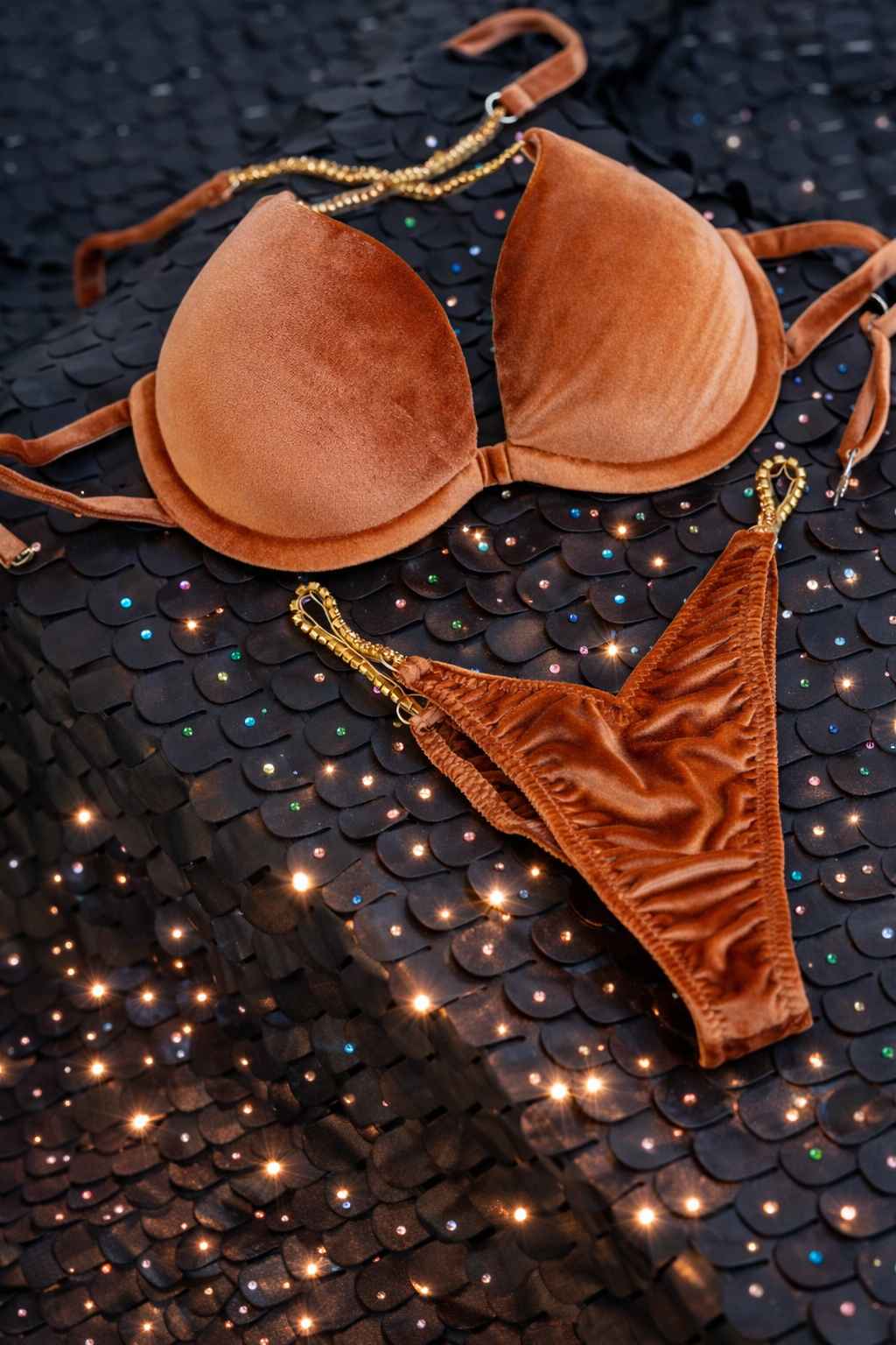 Bikinis with out stones